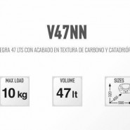 MALETA GIVI NEGRA 47 LTS AMB acabat en TEXTURA DE CARBONI I catadrióptrics VERMELL