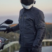 JAQUETA LEVIOR GAMAN WP NEGRE