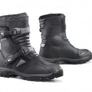 BOTES FORMA ADVENTURE LOW DRY BLACK