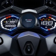 KYMCO AK 550 PREMIUM