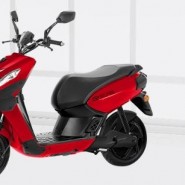PEUGEOT E-STREETZONE L1 Scooter Eléctric Rouge Cherry