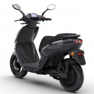 PEUGEOT KISBEE SE 1 BATTERY ELECTRIC (PEARLY BLACK)