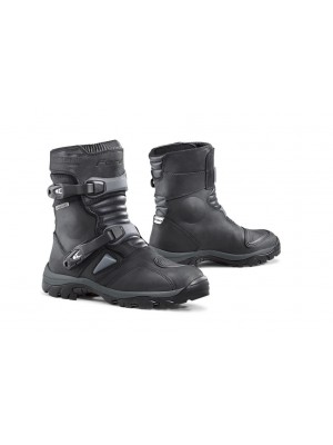 BOTAS FORMA ADVENTURE LOW DRY BLACK