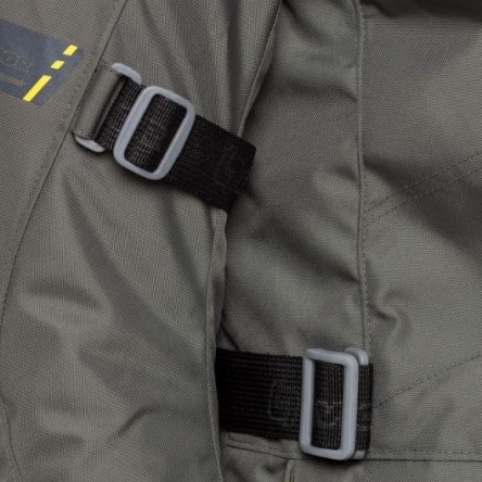 JAQUETA LEVIOR GAMAN WP NEGRE