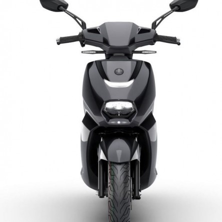 PEUGEOT KISBEE SE 2 BATTERY ELECTRIC (PEARLY BLACK)