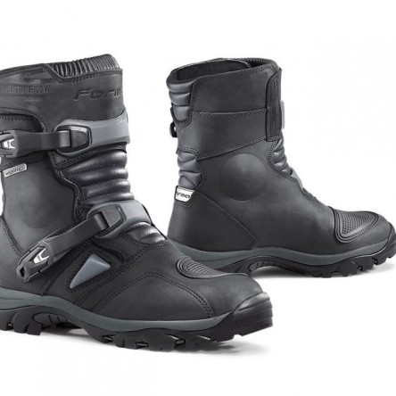 BOTES FORMA ADVENTURE LOW  DRY BLACK