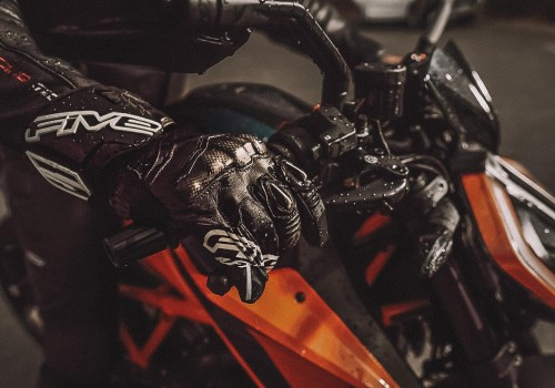 FIVE-GLOVES