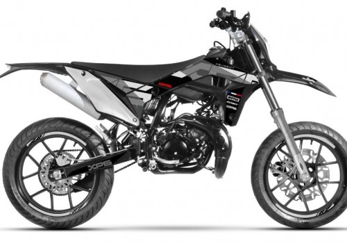 XP6 SUPERMOTARD