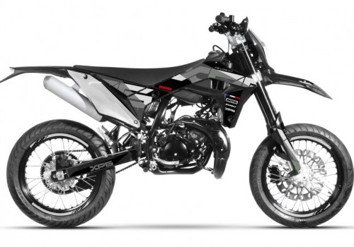 XP6 SUPERMOTARD R
